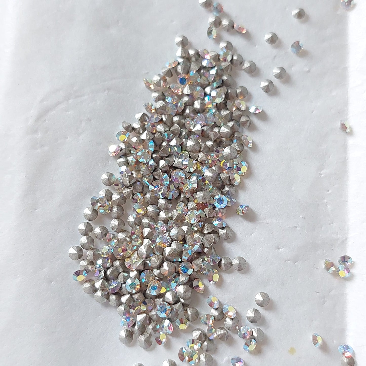 Swarovski® Chaton Aurore Boreale PP15