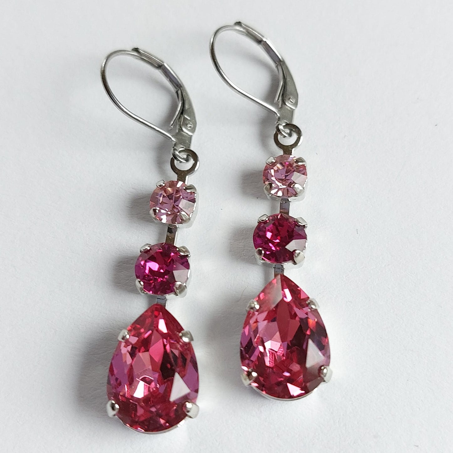 3633 Vintage Ohrringe mit Swarovski Kristallen 50mm