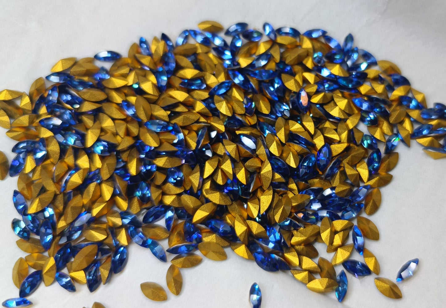Swarovski® Fancy Vintage Navette Bermuda Blue Gold Foiled 10x5mm