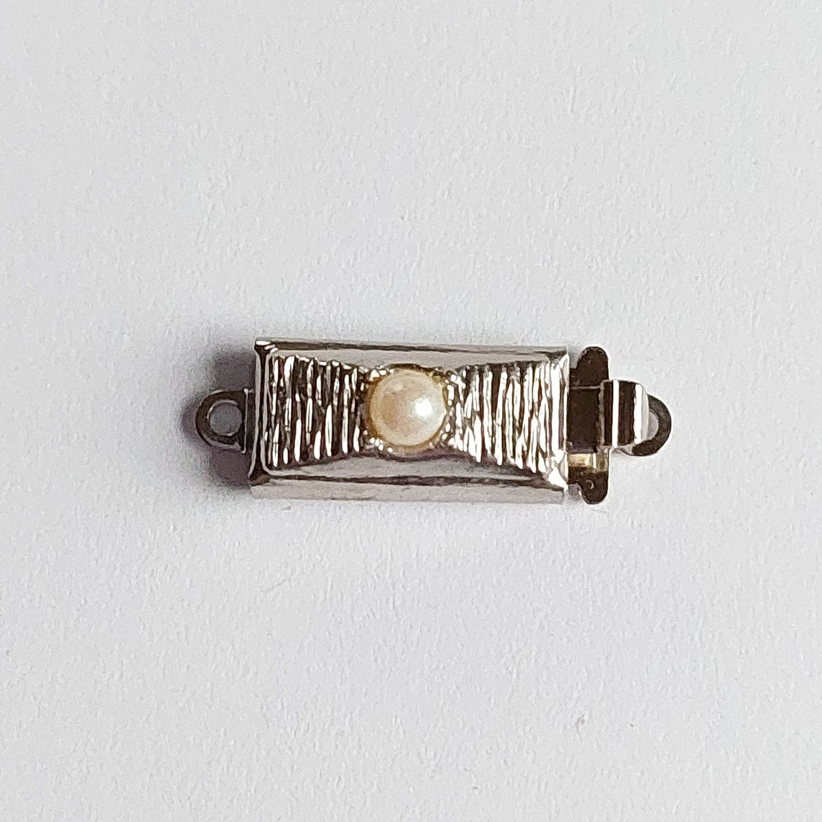 5613 Vintage Federverschluss 17mm