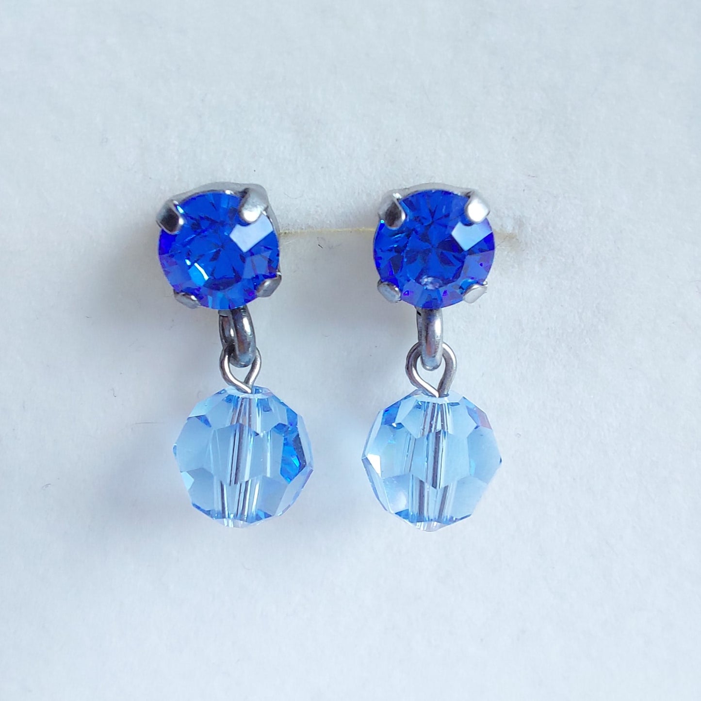 3476 Vintage-Ohrringe mit Swarovski Kristallen 20mm