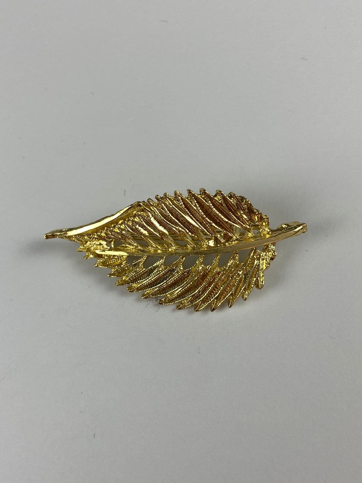 8323 Vintage Blatt Brosche 49,5x23,5mm
