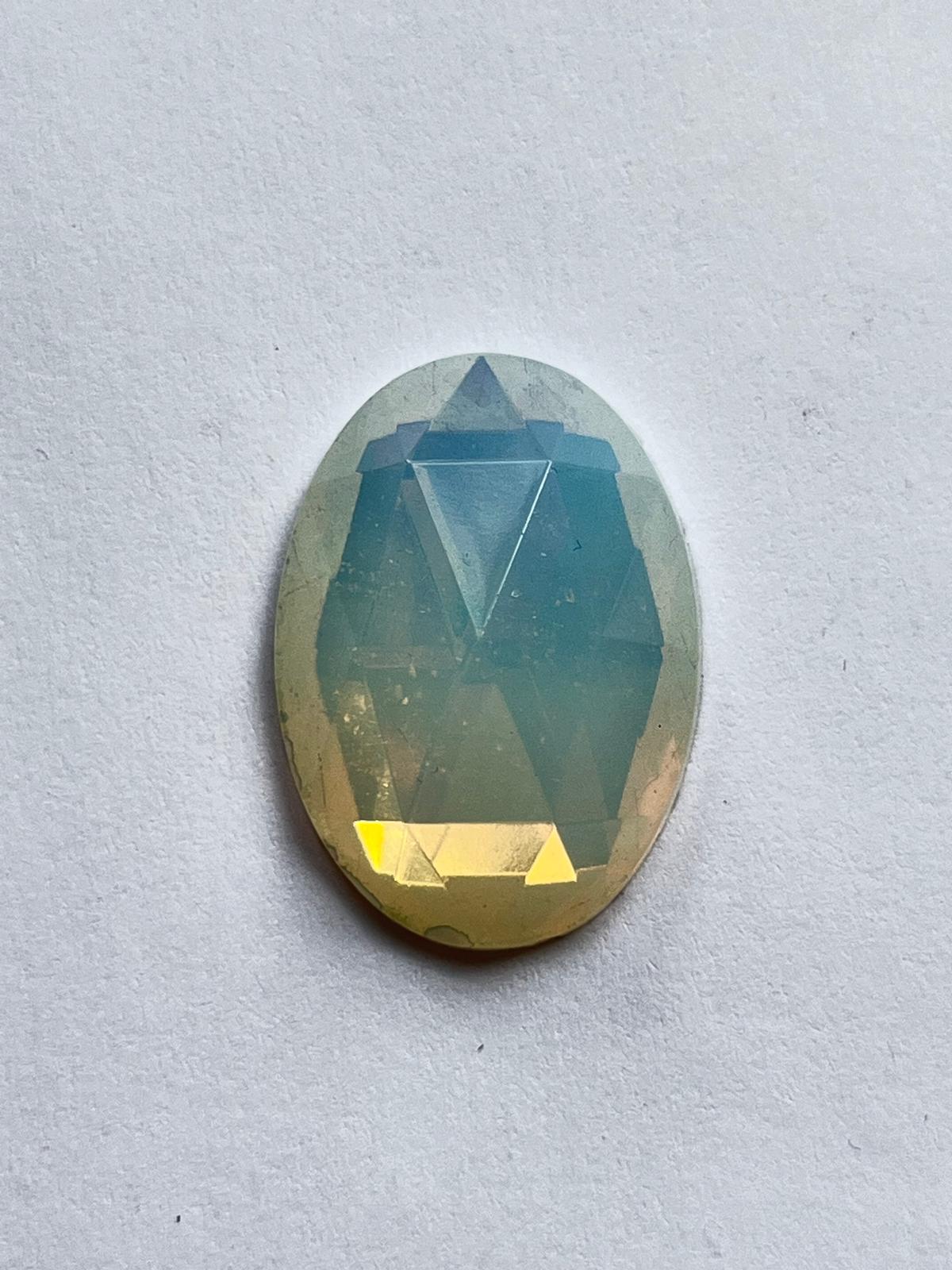 5819 Vintage Kunststoff Oval Crystal Cut Cabochon 25mm