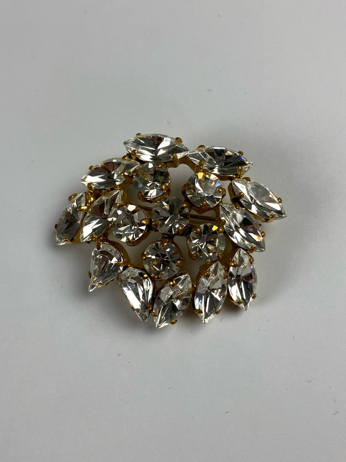 8767 Vintage Swarovski Kristallen Brosche 51mm