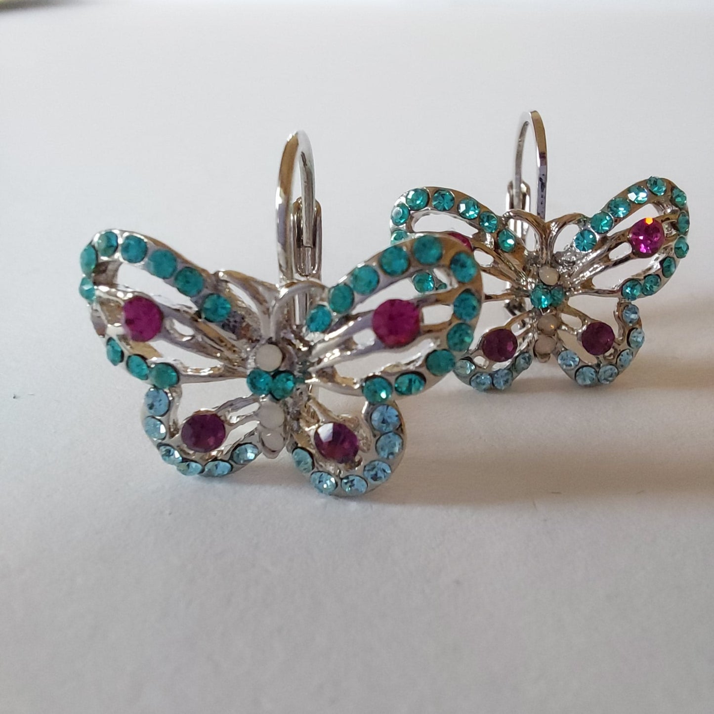 3740 Vintage Butterfly Earring mit Swarovski Crystals