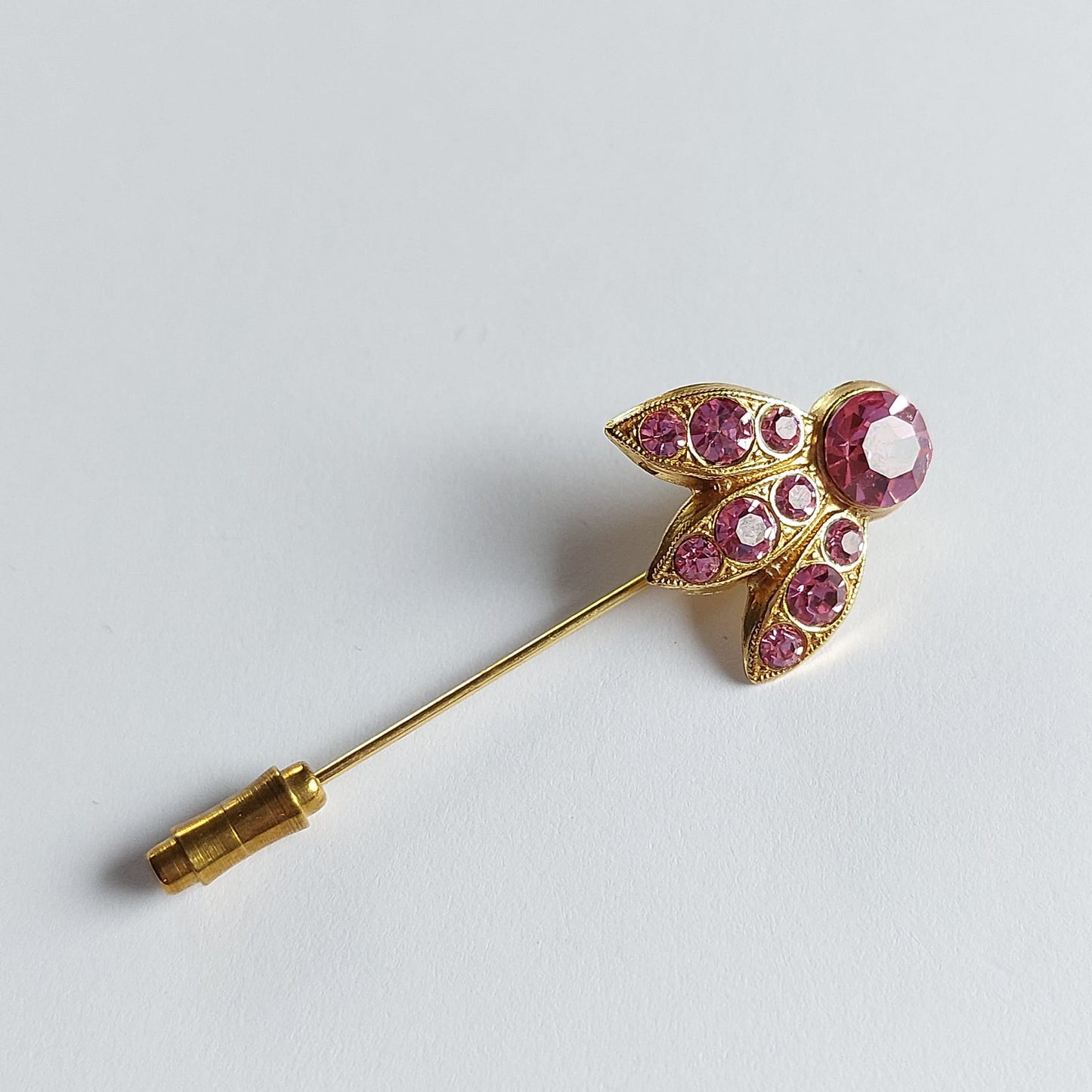 5595 Vintage Anstecknadel mit Swarovski Kristallen 50mm