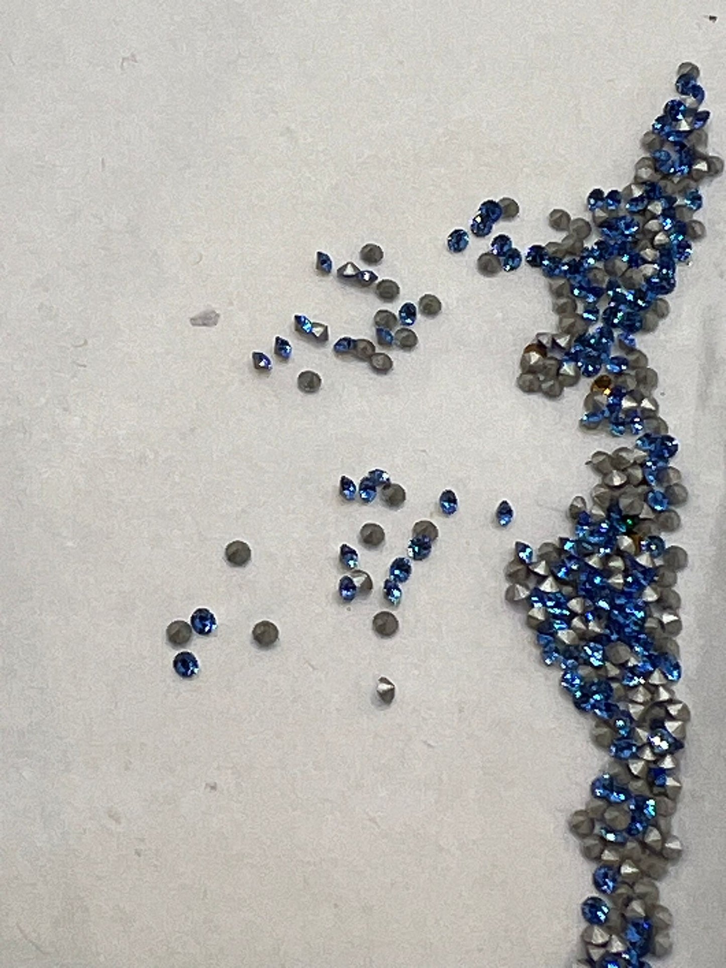 Swarovski® Chaton Sapphire PP7