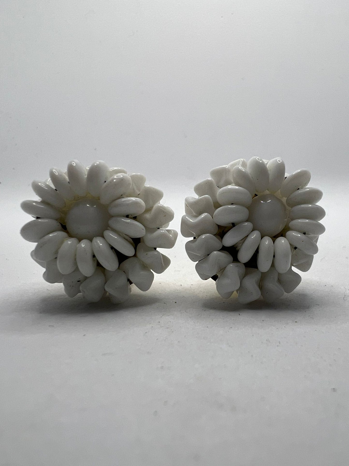 30510 Vintage Perlen Ohrclip 28mm