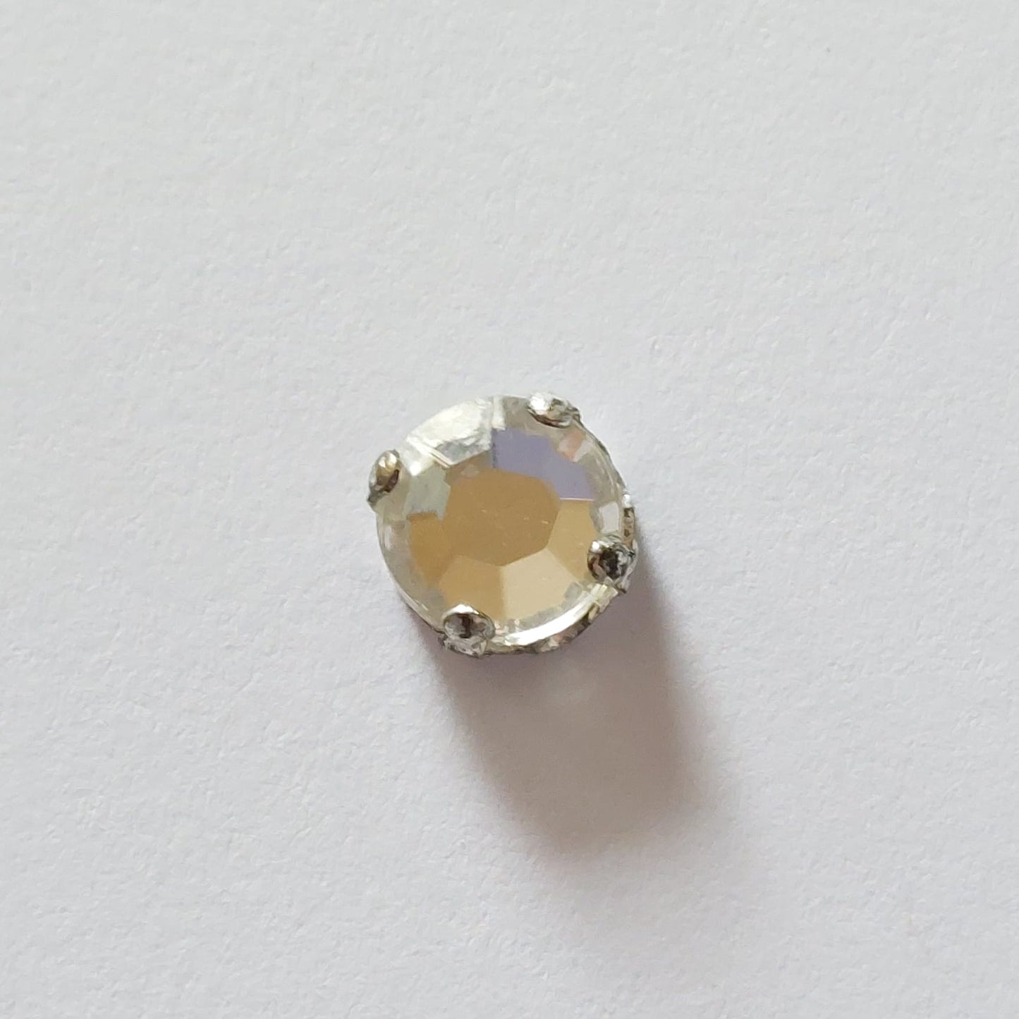 4332 Kristallsteinknopf zum Annähen 6mm