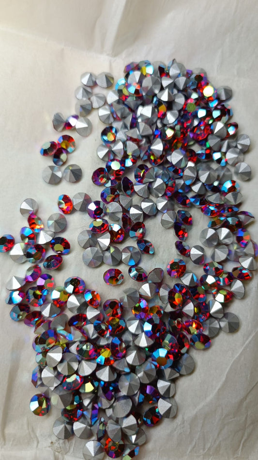 Swarovski® Chaton Vintage Hyazinth Aurore Boreale Unfoiled SS29