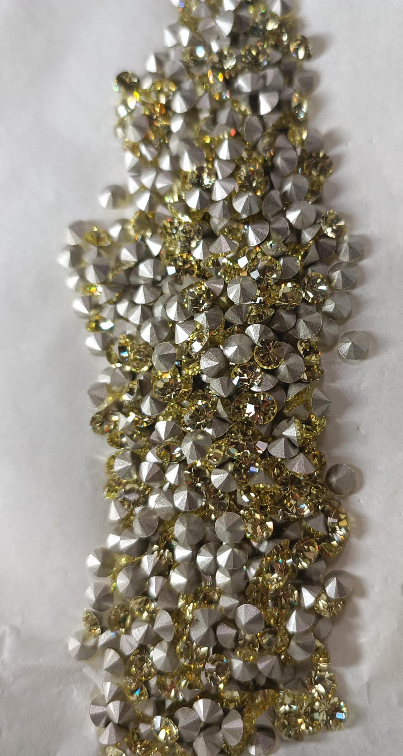 Swarovski® Chaton Jonquil SS19