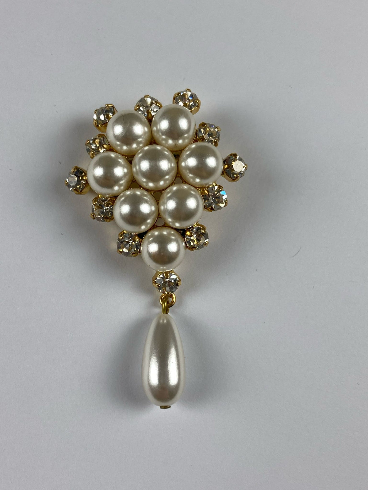 8714 Vintage Swarovski Kristallen Brosche 40mm