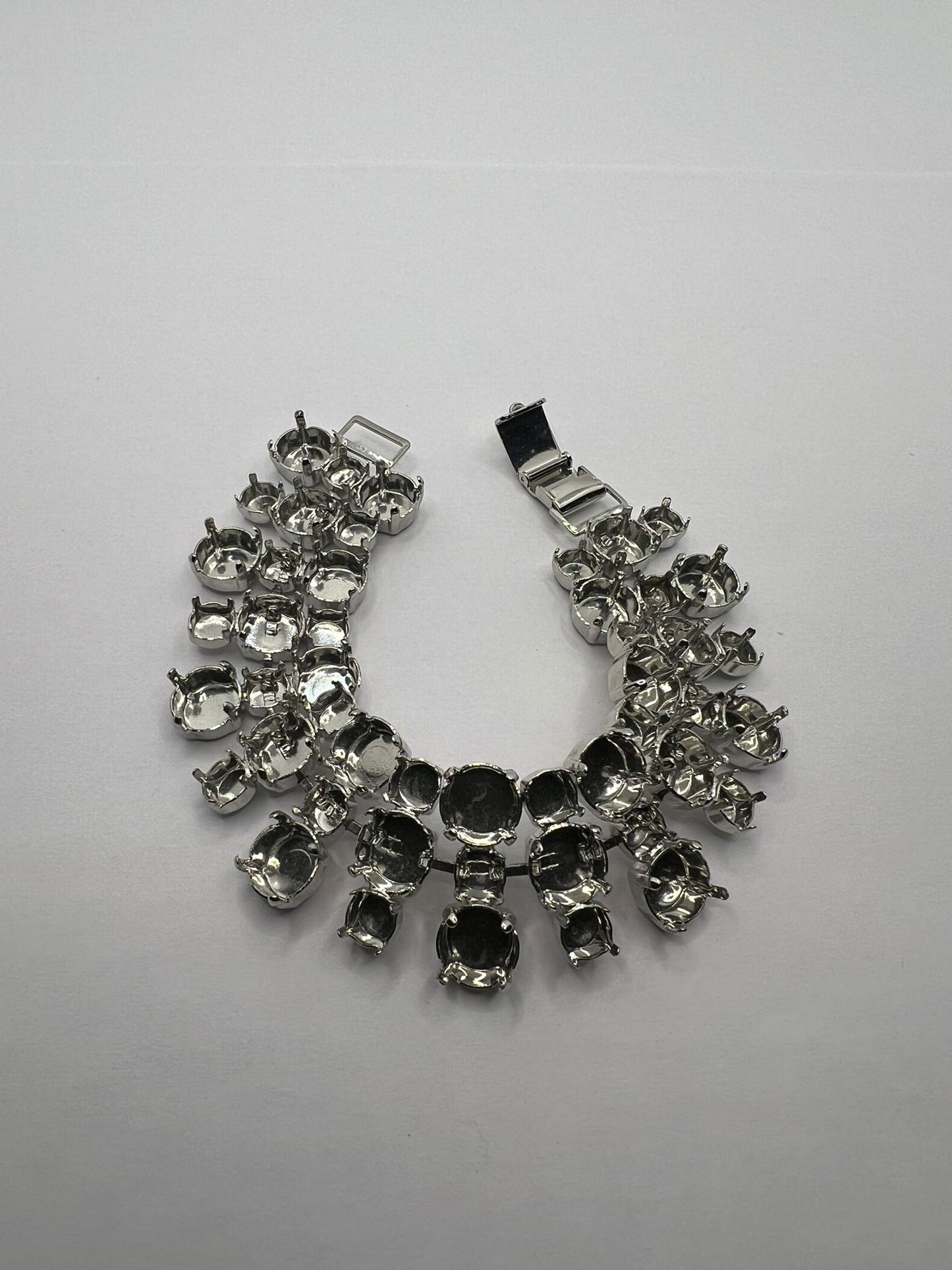 7073 Vintage leerer Armband zum Befüllen mit Swarovski Kristallen 17cm