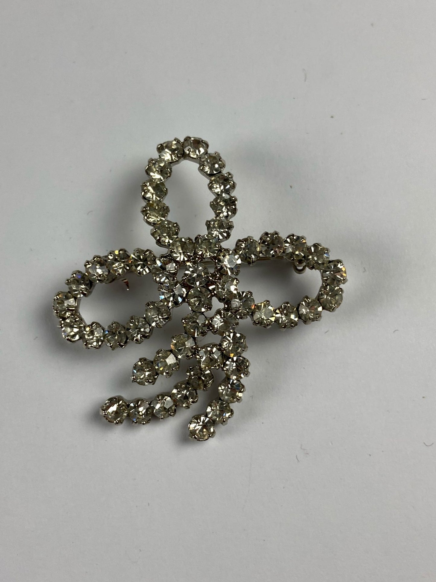 8776 Vintage Swarovski Kristallen Brosche 46mm
