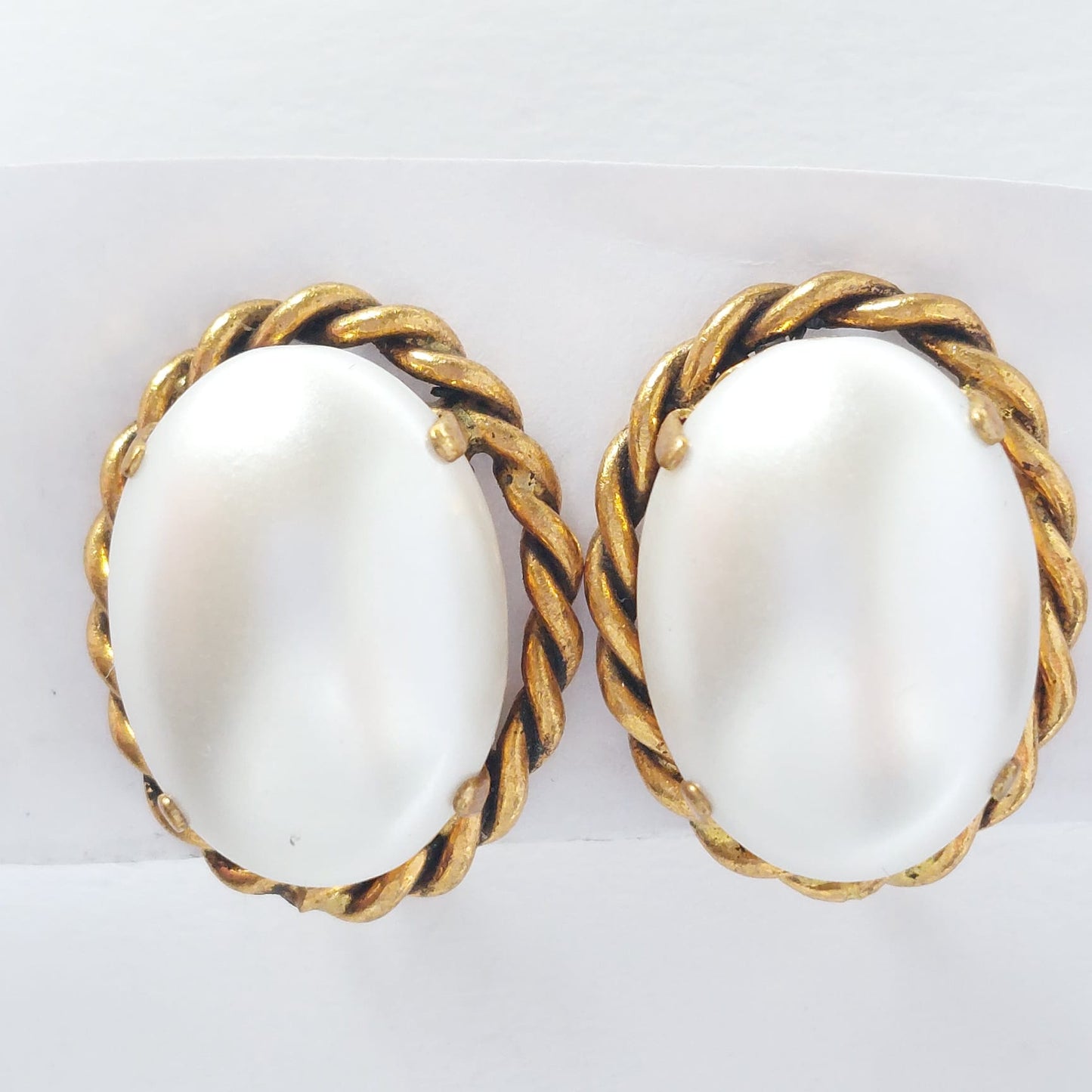 3721 Vintage Ohrclips, besetzt mit Perl-cabochon 20x16mm