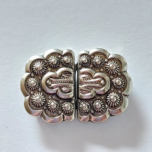 Schürzenschliesse 30×20mm