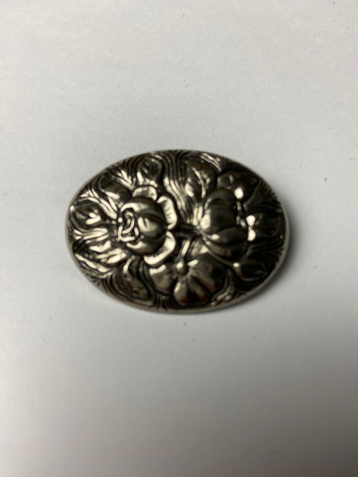 8122 Vintage Brosche 40x30mm