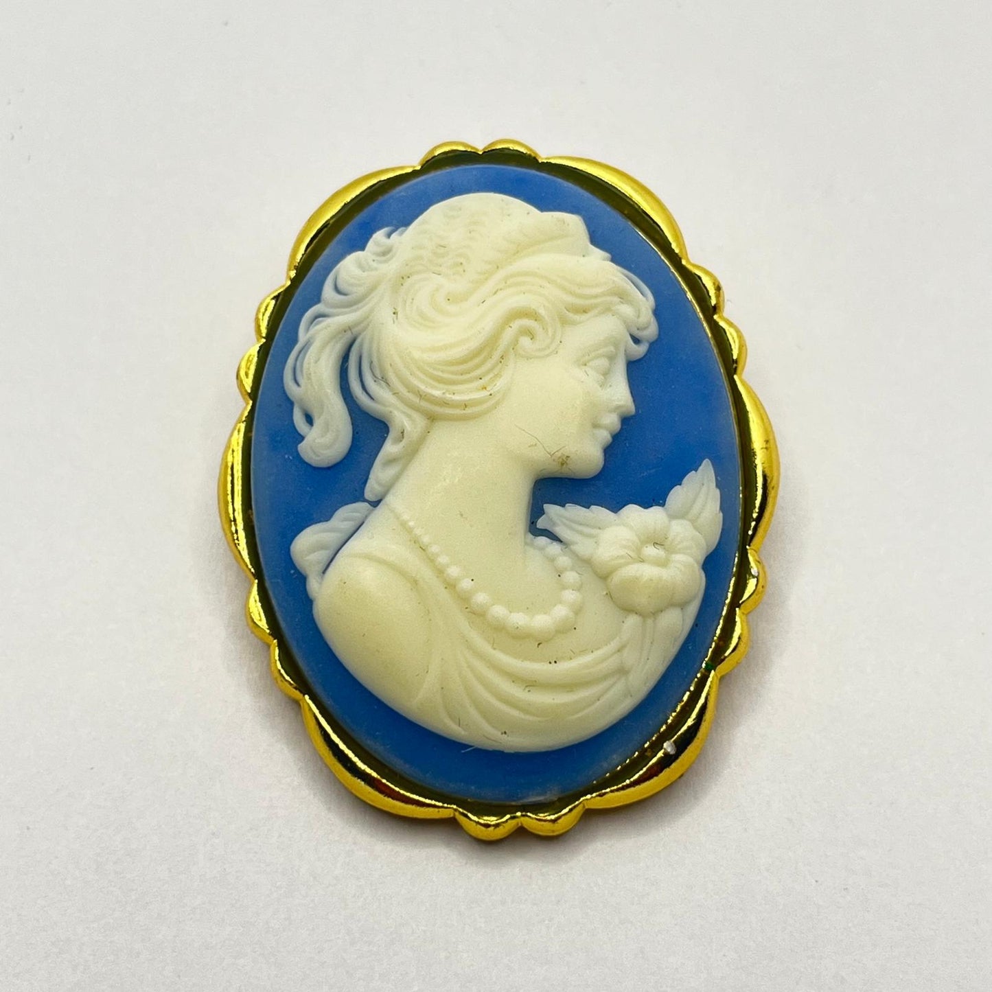 2451 Vintage Kamee Cabochon Schalhalter 42mm