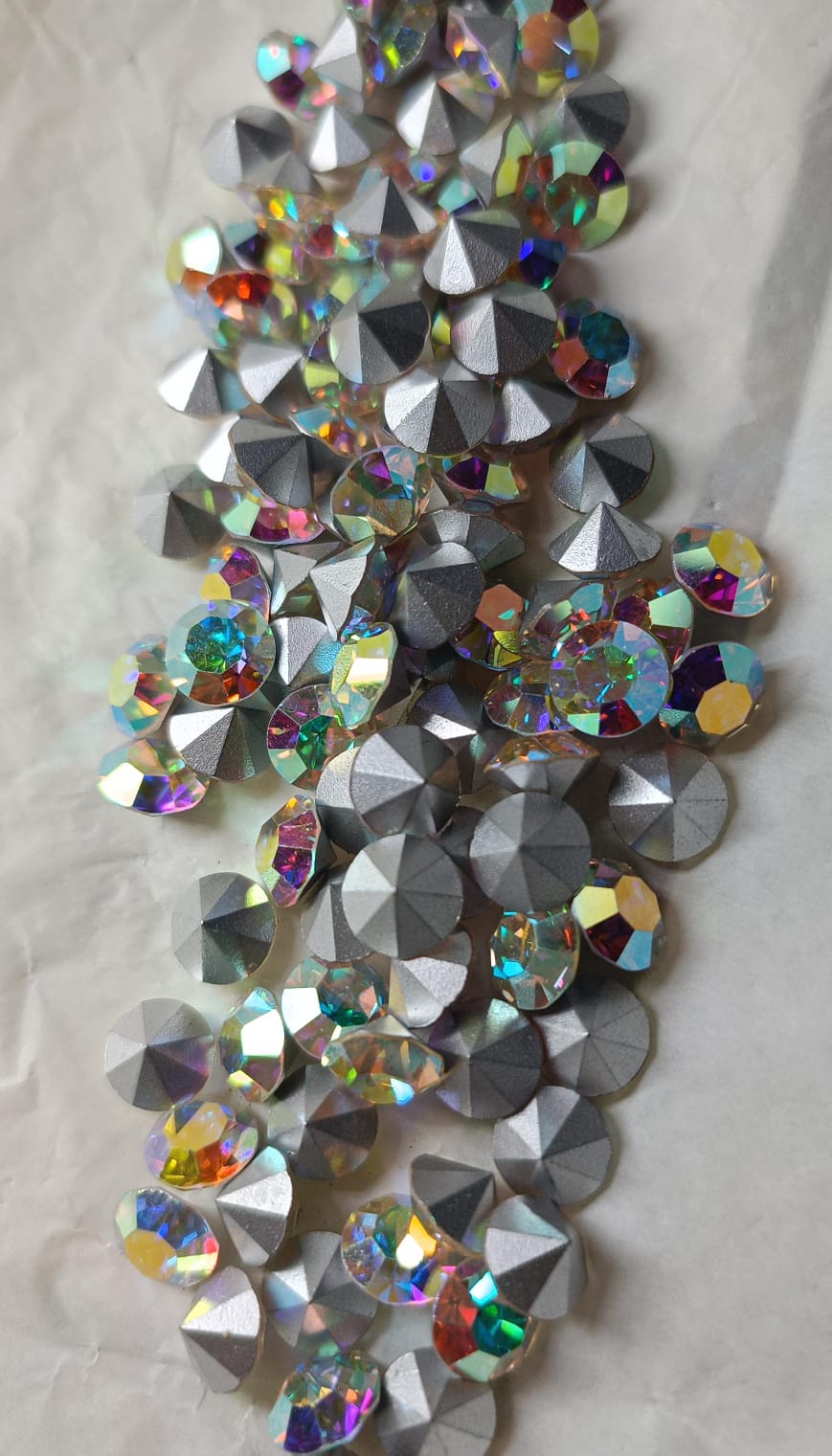 Swarovski® Chaton Vintage Aurore Boreale Silver Foiled SS40