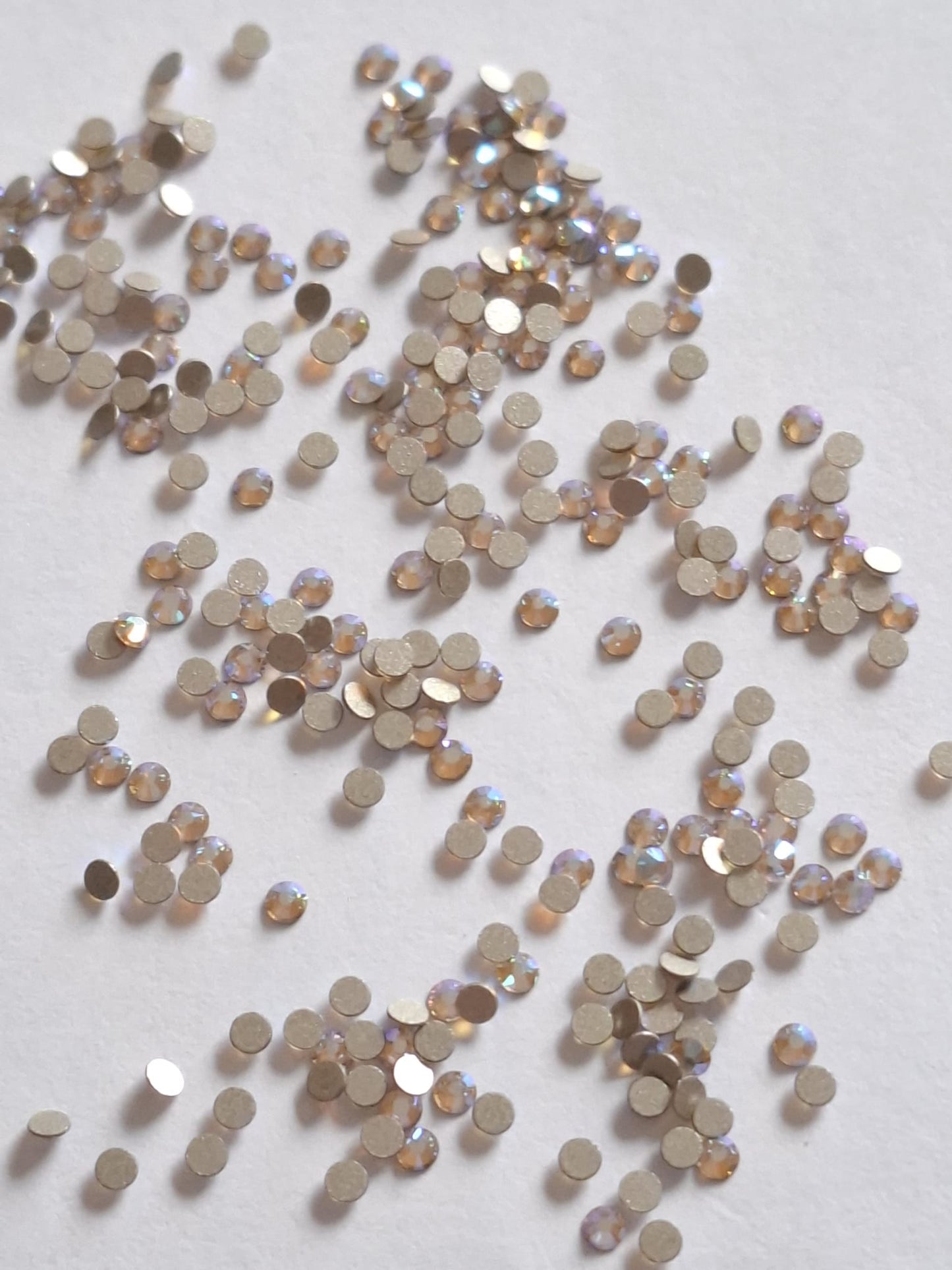 Swarovski® Flatback Rund Silk Shimmer SS5