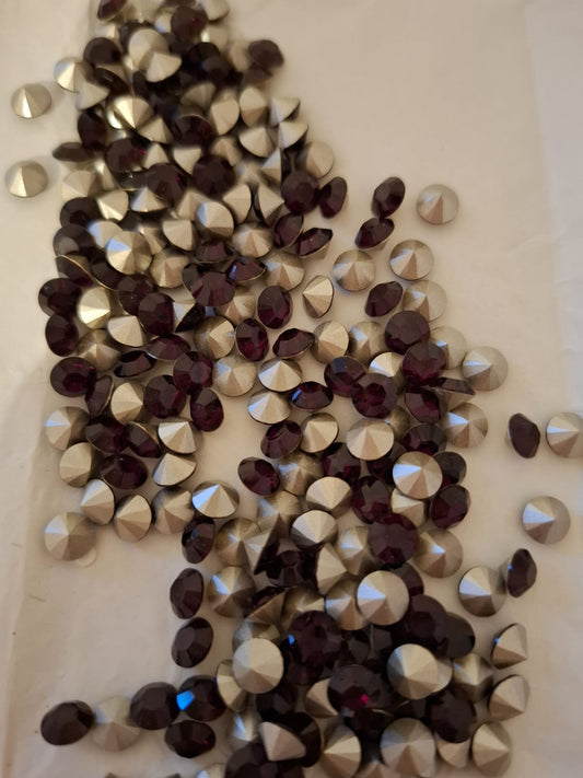 Swarovski® Chaton Garnet SS29