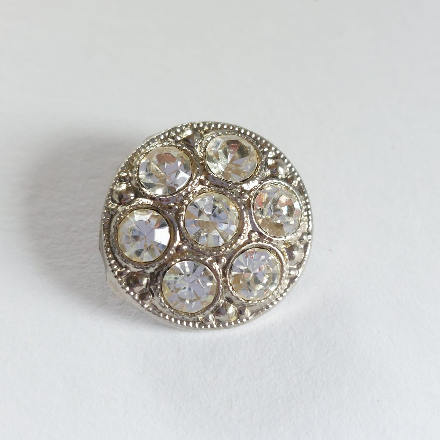 4154 Knopfe mit Swarovski Kristallen 15mm