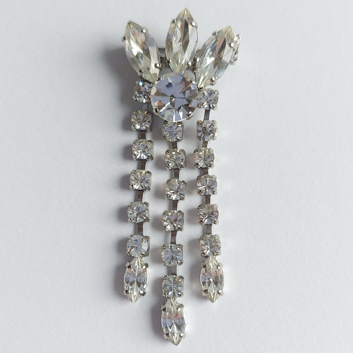 8095 Vintage Brosche mit Swarovski Kristallen 70x25mm