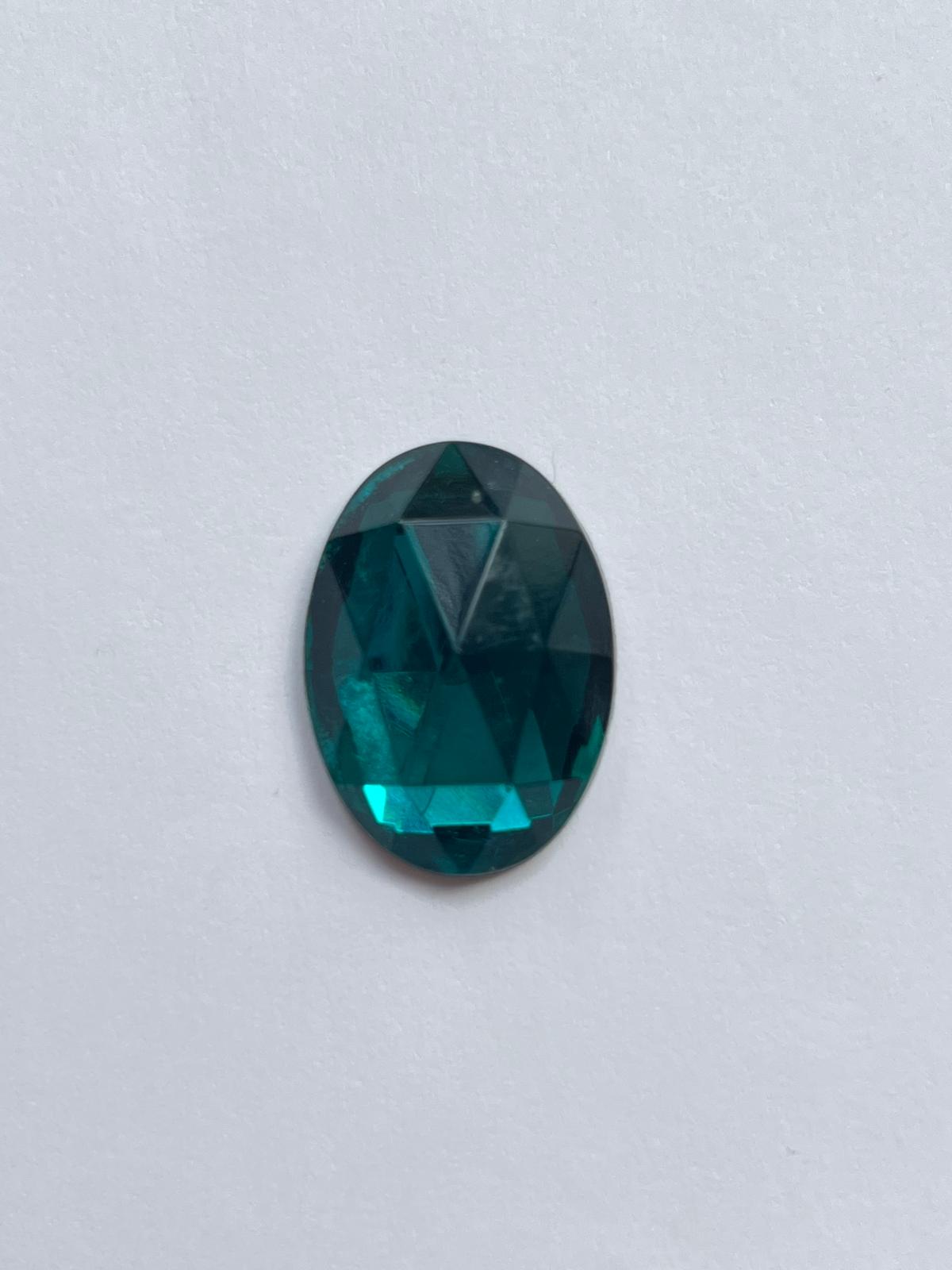 5814 Vintage Kunststoff Oval Crystal Cut Cabochon 25mm