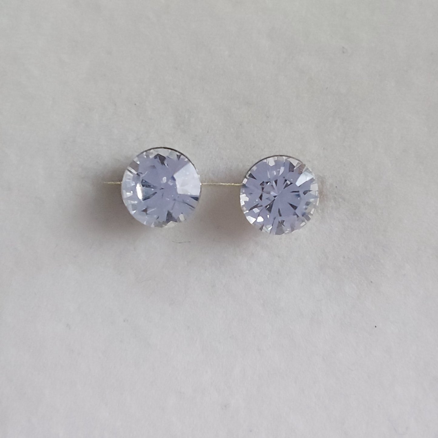 3176 Vintage-Ohrringe mit Swarovski Kristallen 6mm