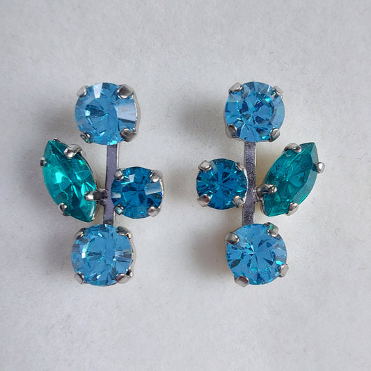 3575 Vintage Ohrringe mit Swarovski Kristallen 19mm