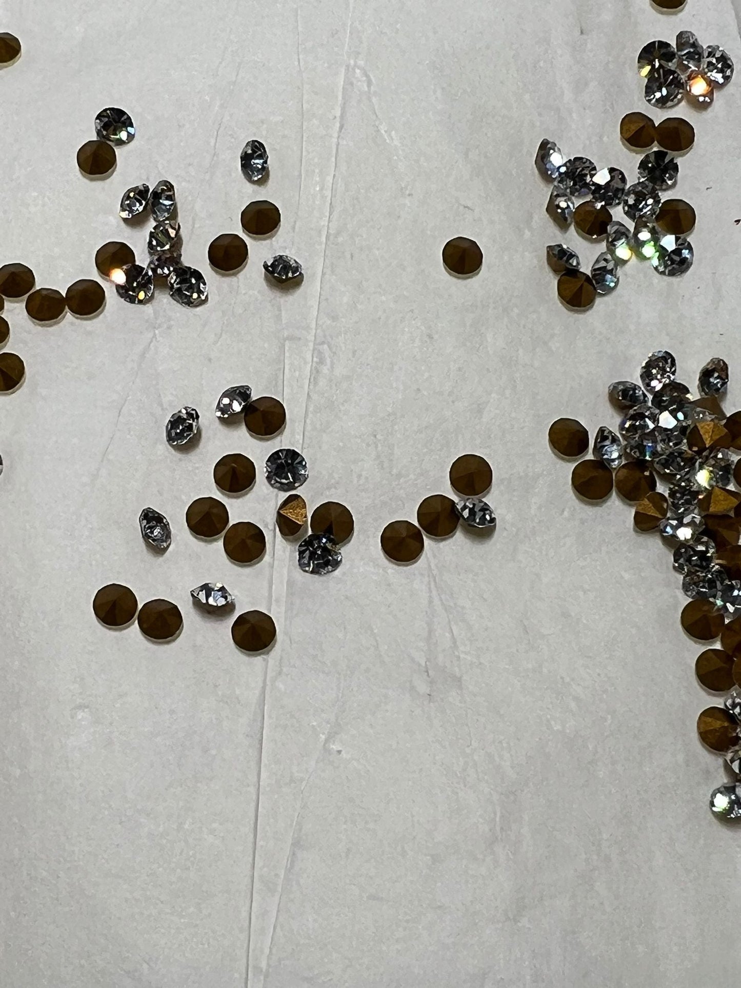 Swarovski® Chaton Vintage Crystal Gold Foiled PP30