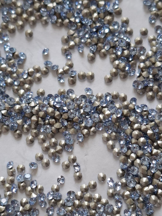 Swarovski® Chaton Light Sapphire PP14