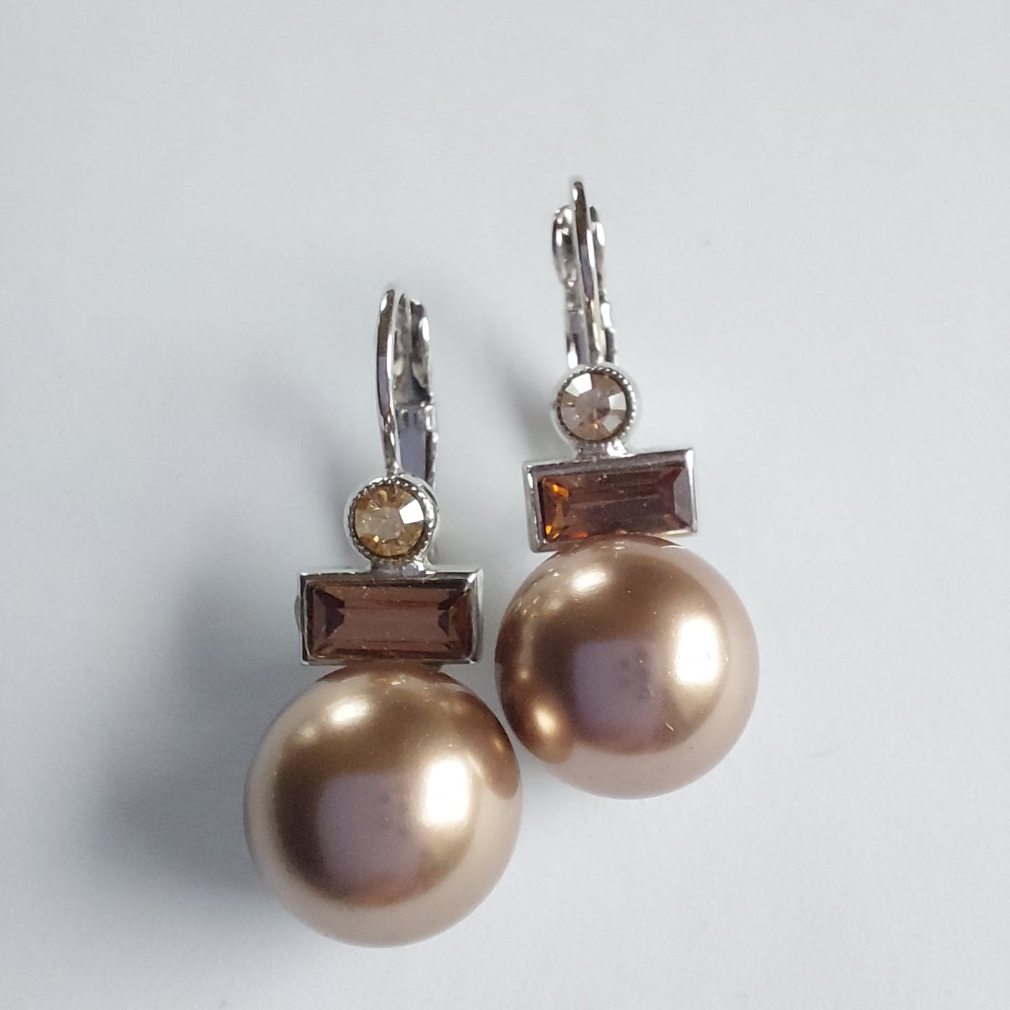 3244 Vintage-Ohrringe mit Swarovski Kristallen 28mm