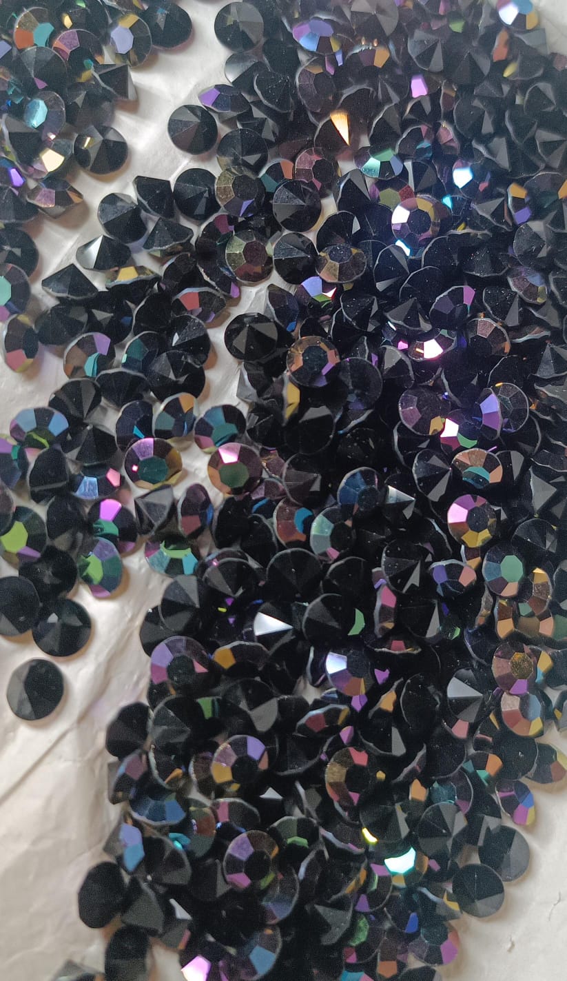 Swarovski® Chaton Vintage Jais Scarabee Unfoiled SS29