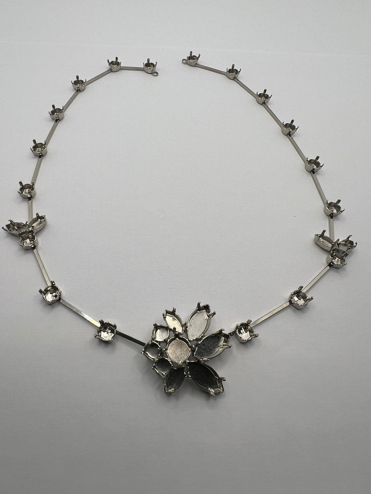 6400 Vintage leerer DIY Collier zum Befüllen mit Swarovski Kristallen 43cm