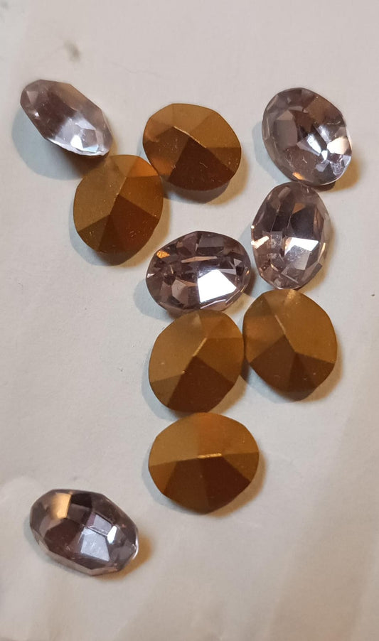 Swarovski® Fancy Vintage Oval Light Amethyst Gold Foiled 12x10mm