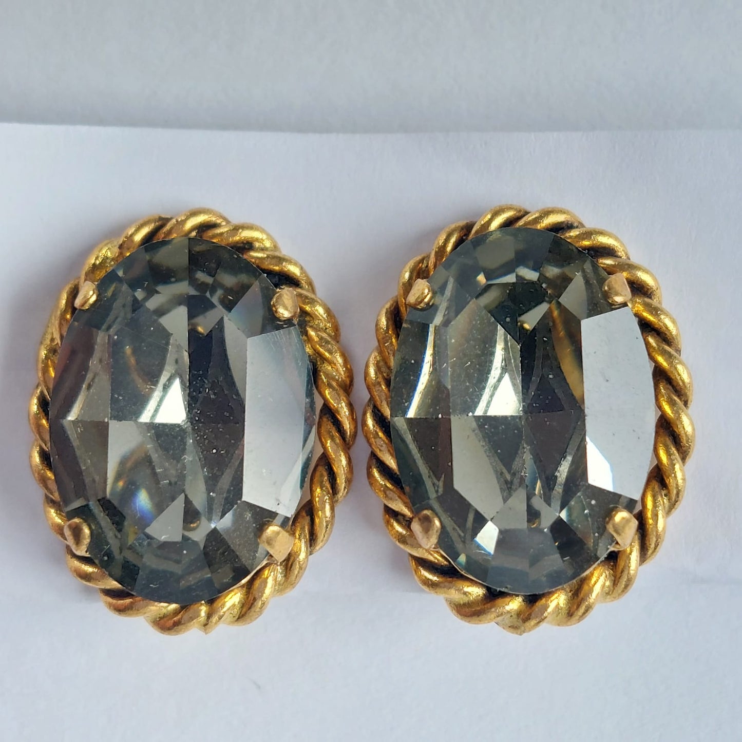 3725 Vintage Ohrclips, besetzt mit Swarovski-Kristallen 20x16mm