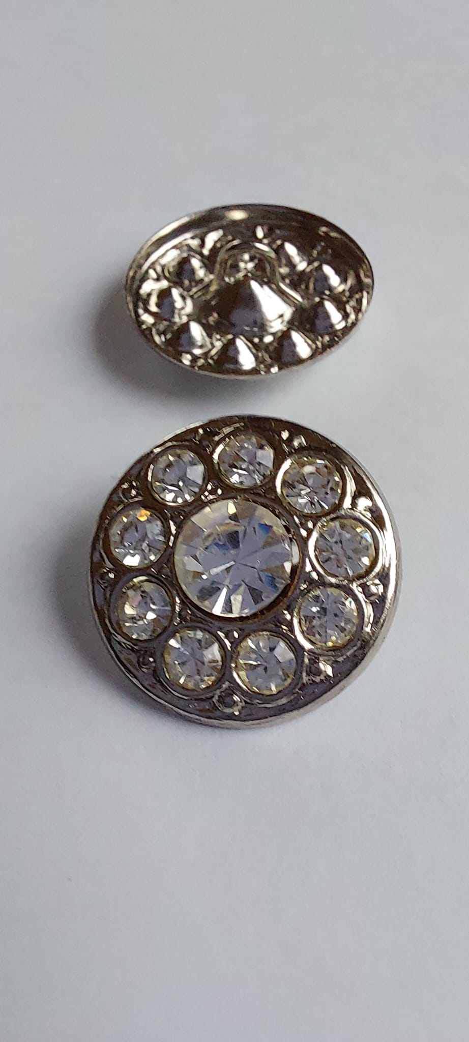4014 Knöpfe mit Swarovski Kristallen 18mm