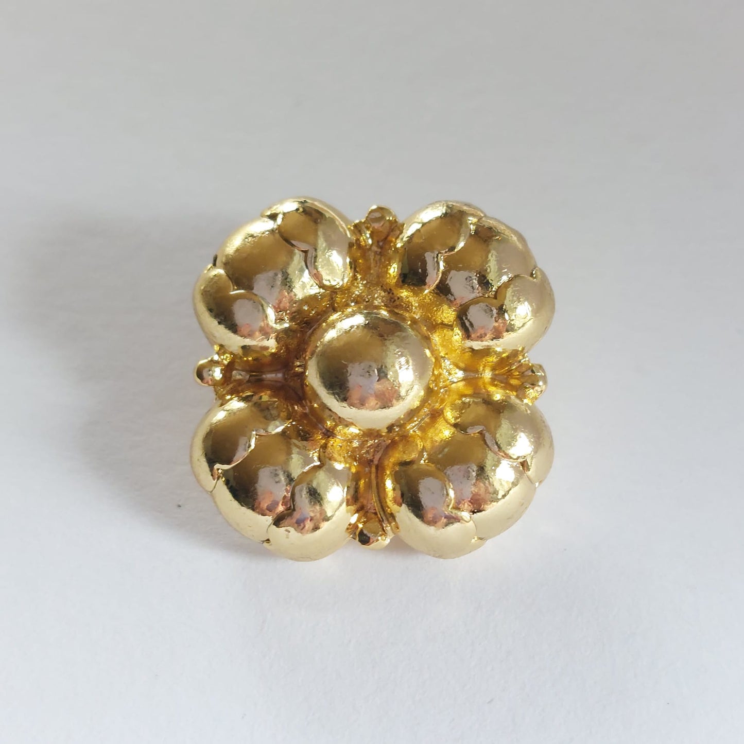 4108 Knopfe mit Swarovski Kristallen 21mm