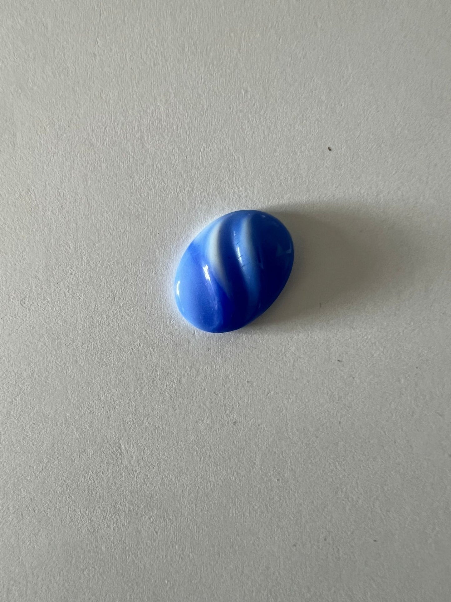 5624 Vintage Acryl Blau Cabochon 20mm