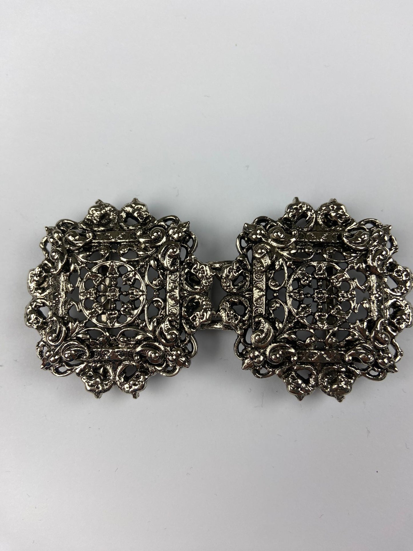 2230 Gürtelschnalle mit Haken 88mm