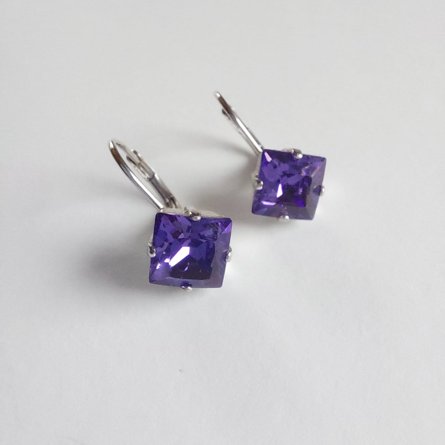 3234 Vintage-Ohrringe mit Swarovski Kristallen 20mm