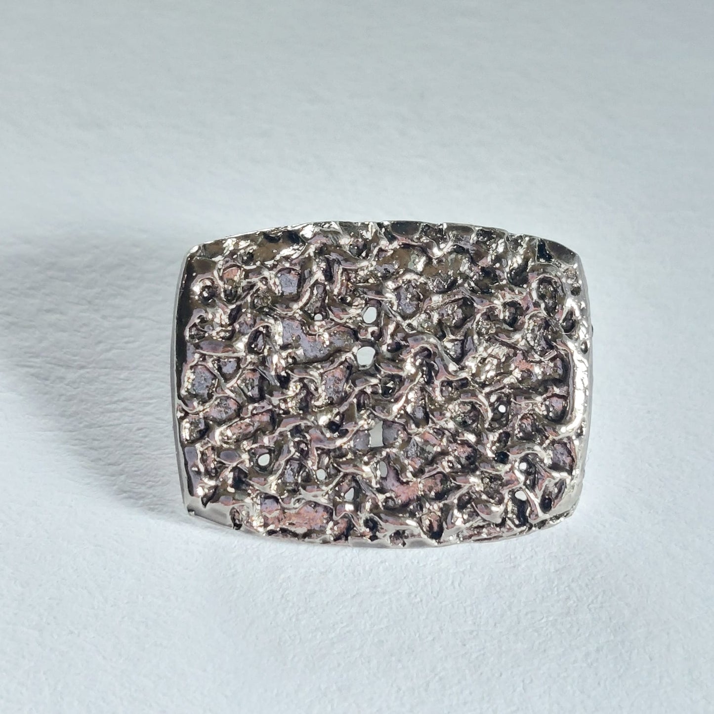 4253 Knopfe mit Swarovski Kristallen 19×15mm