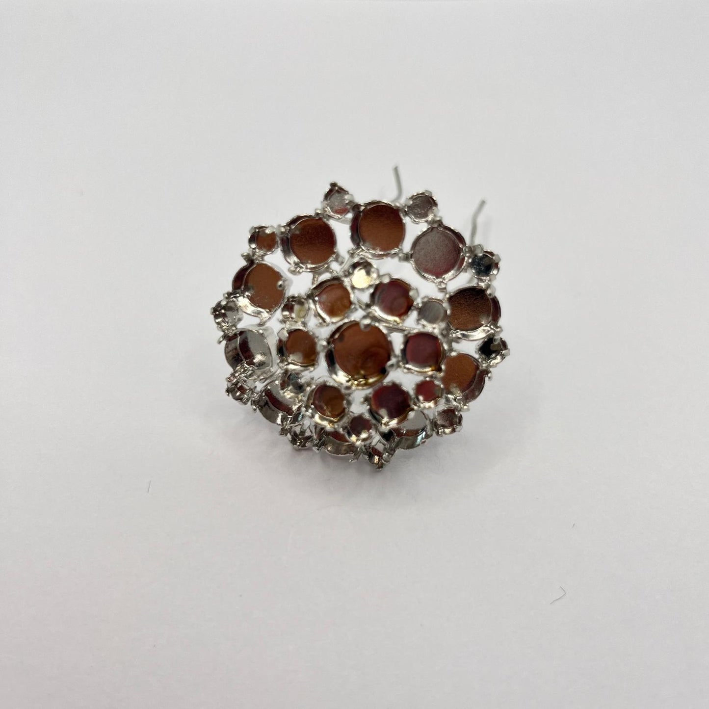 8930 Vintage leerer Rhodium Brosche zum Befüllen mit Swarovski Kristallen 42mm