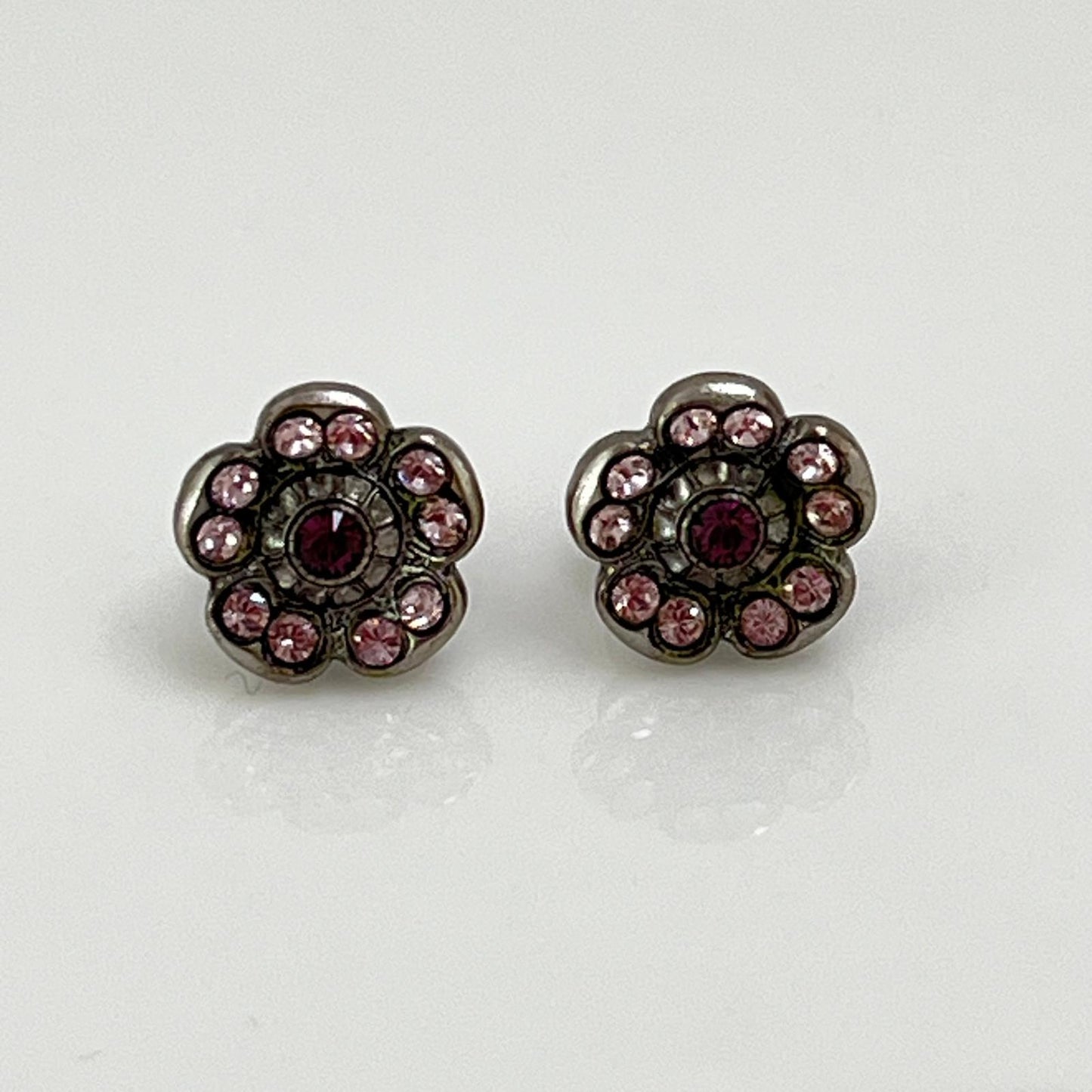 30373 Vintage Swarovski Kristallen Ohrstecker 9mm