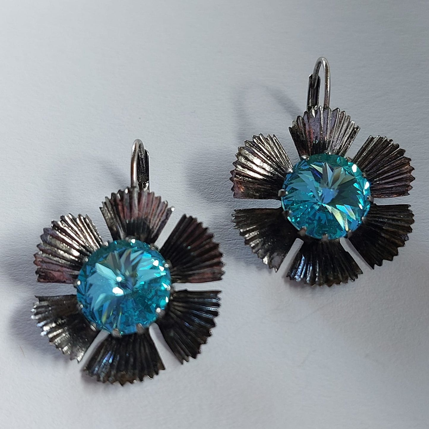 3532 Vintage-Ohrringe mit Swarovski Kristallen 30mm