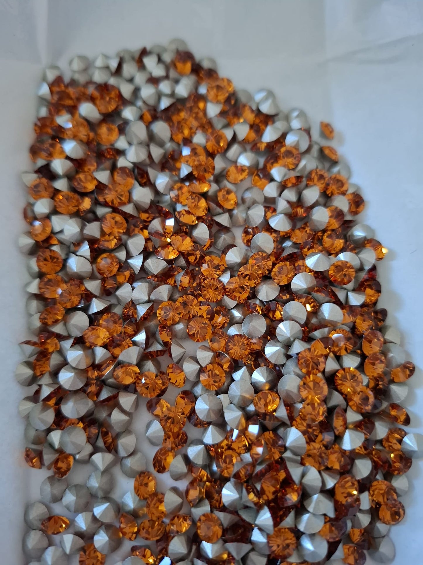 Swarovski® Chaton Topaz SS24