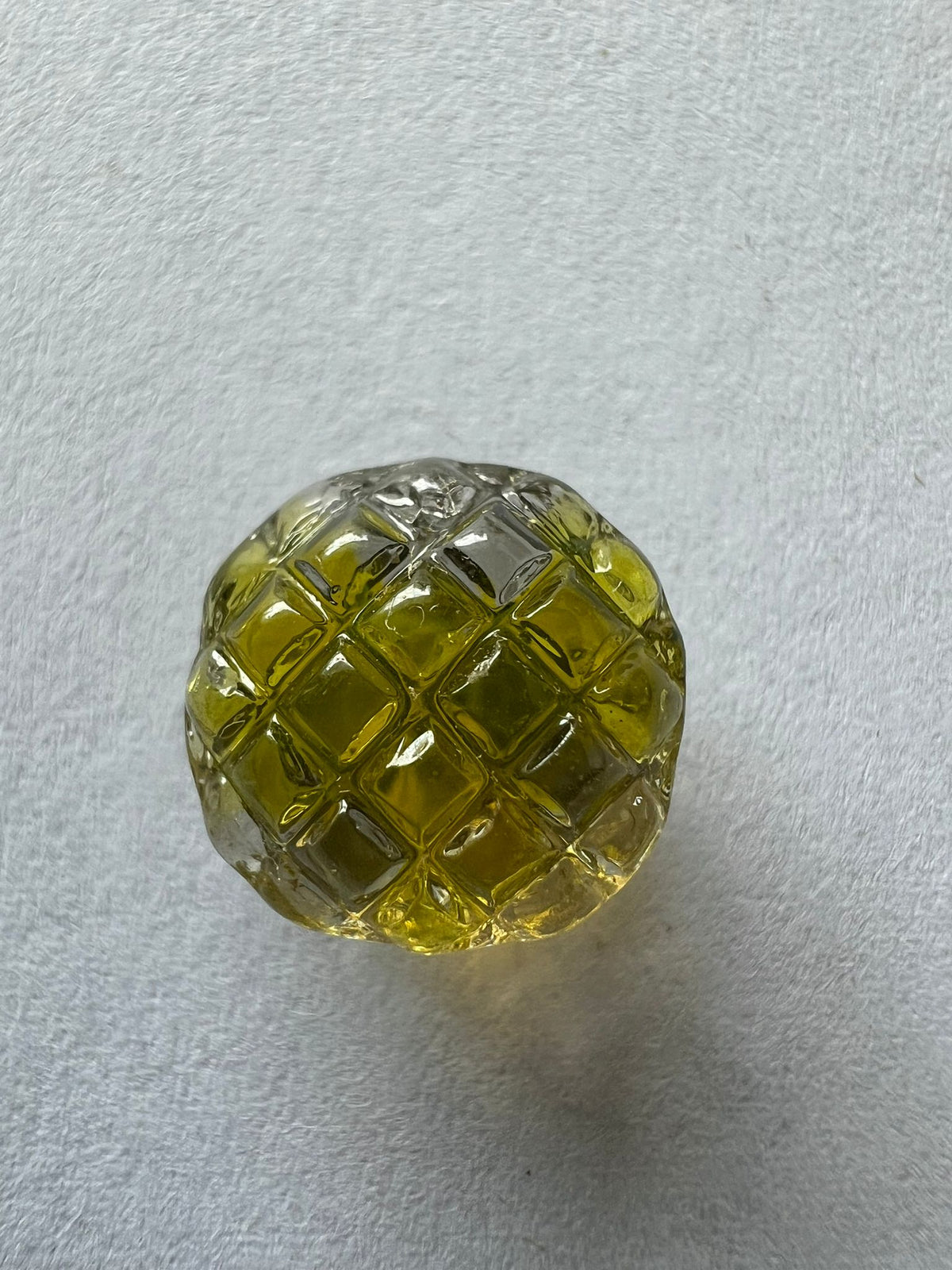 5734 Vintage Acryl Perlen Klar Jonquil 10mm