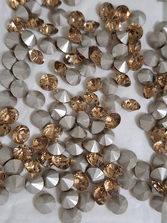 Swarovski® Chaton Light Colorado Topaz SS34