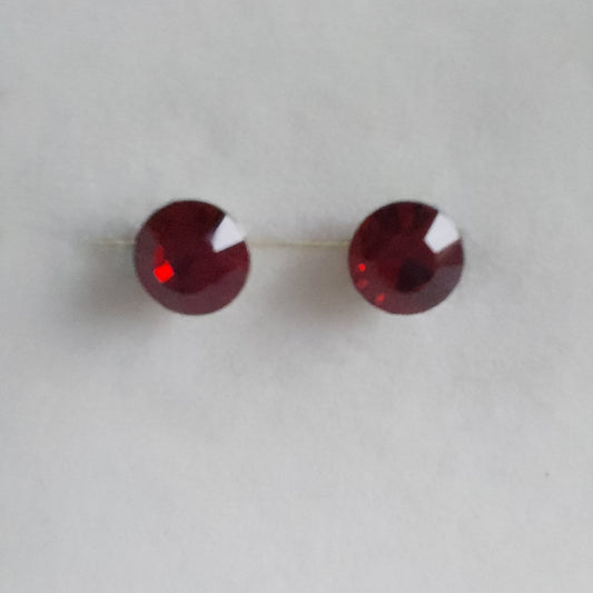 3170 Vintage-Ohrringe mit Swarovski Kristallen 5mm